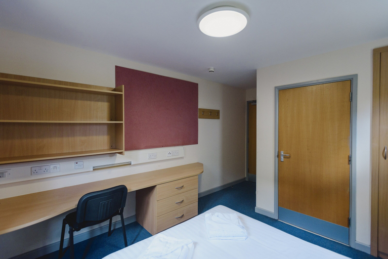 Bedroom 3, Glasney Rooms - Student Accommodation, Cornwall
