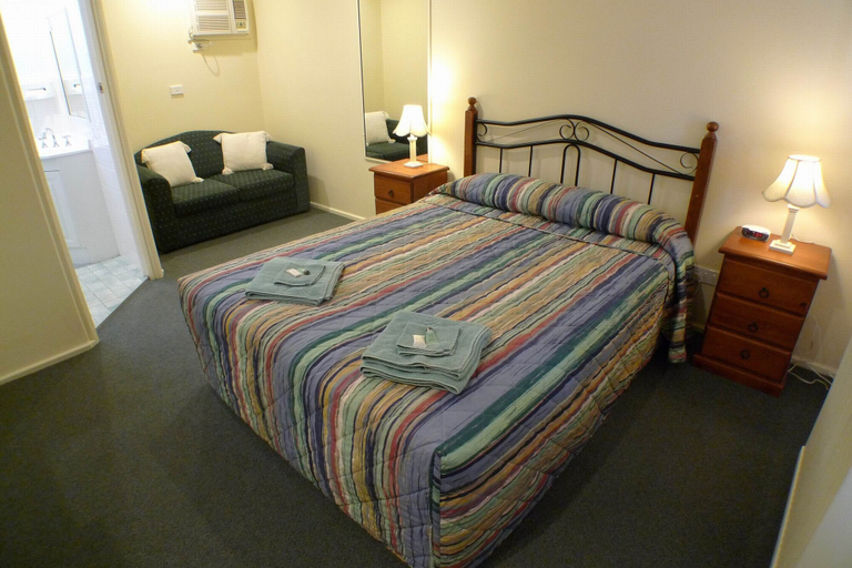 Bedroom 2, Parkhaven Motel, Goulburn Mulwaree - Goulburn
