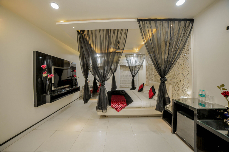 Others 5, Hotel MK Vivanta, Gwalior