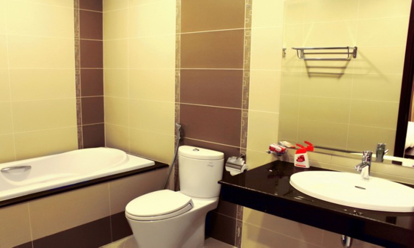 Bathroom 4, Song Hung Hotel & Serviced Apartments, District 7