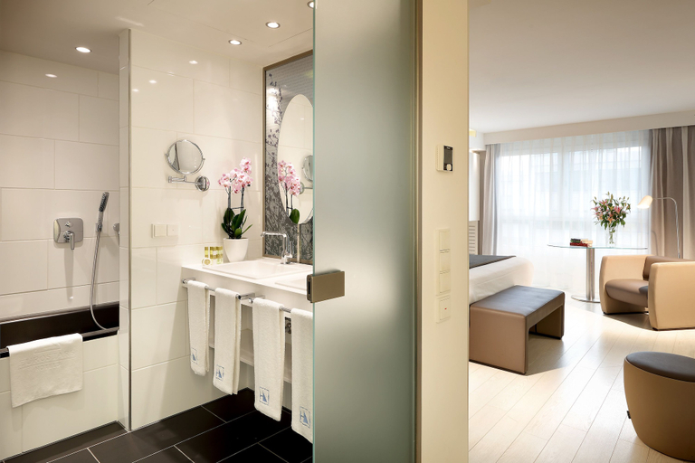 Bathroom 4, Eurostars Book Hotel, München
