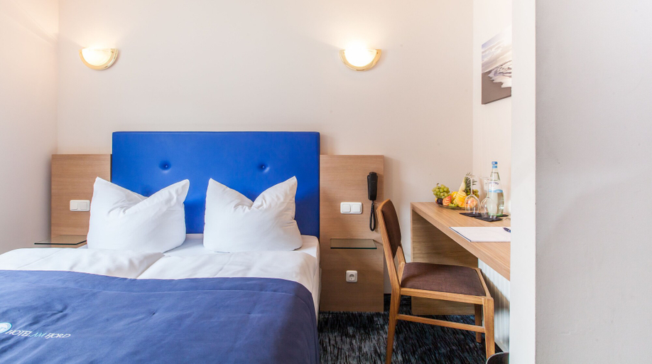 Bedroom 3, Hotel am Fjord, Flensburg
