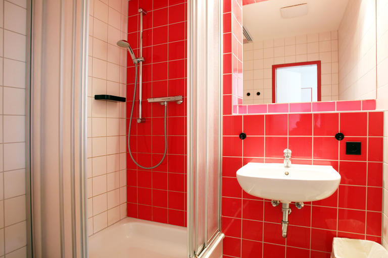 Bathroom 5, Jugendherberge Berlin-International - Hostel, Berlin