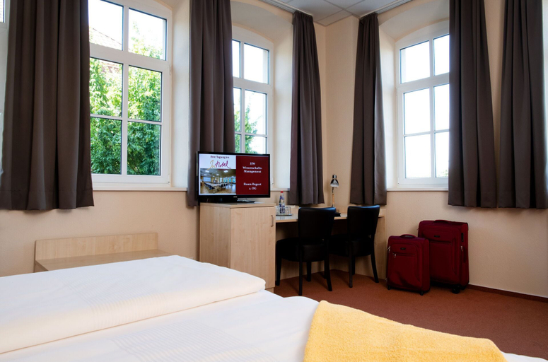 Bedroom 2, InHotel Mainfranken, Kitzingen