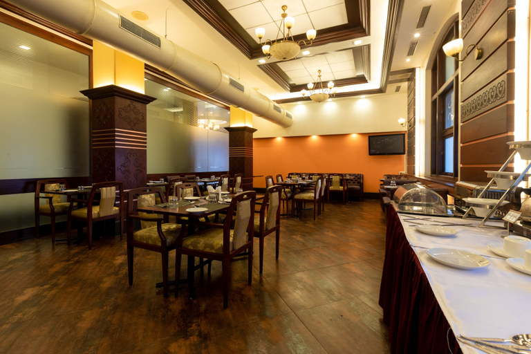 Food & Drinks 5, Grand Hotel, Mumbai City