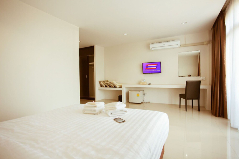 Bedroom 3, The Viewpoint Hotel, Muang Phitsanulok