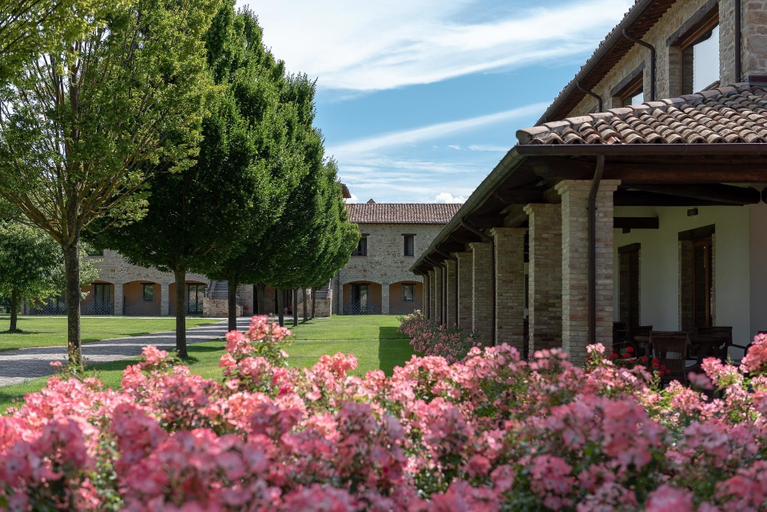 Exterior & Views 2, Borgo Lanciano Resort & Spa, Macerata
