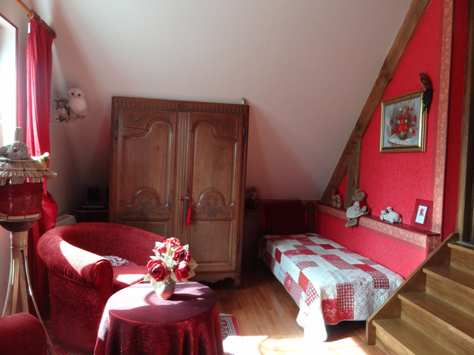 Bedroom 5, Le Frêne Fringant, Eure