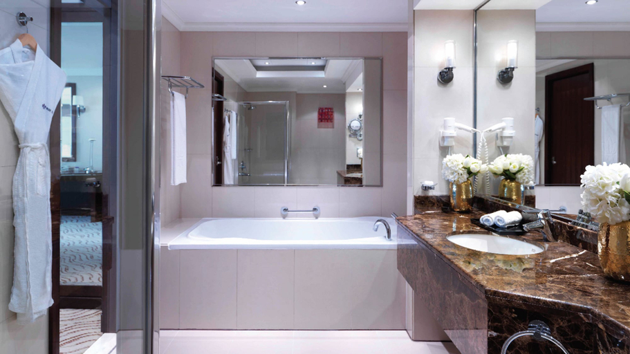 Bathroom 5, Park Regis Kris Kin Hotel Dubai, Dubai