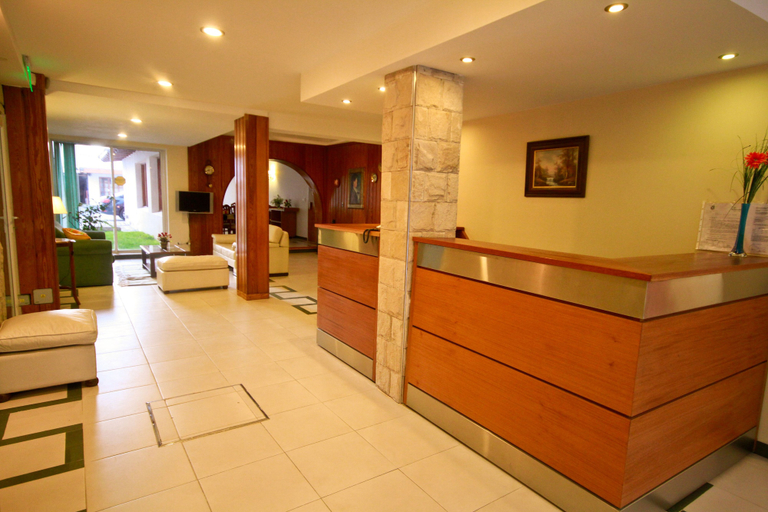 Others 5, Hotel Aitue, Bariloche