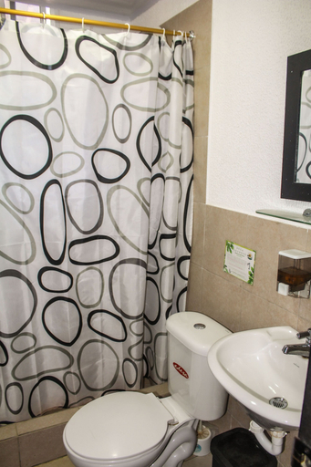 Bathroom 4, Soga Hostal, Manta