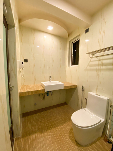 Bathroom 4, Scuba Residence