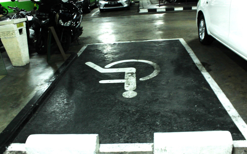 Public Area 17