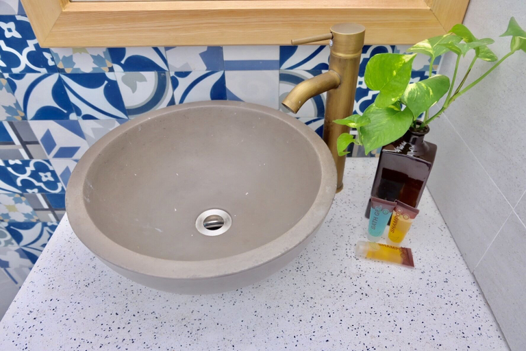 Bathroom 3, Uri House, Da Nang