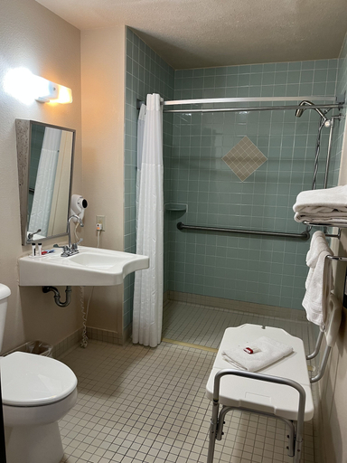 Bathroom 3, Super 8 By Wyndham Sturgis, Meade