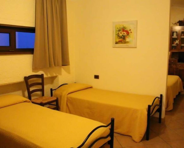 Bedroom 4, Angelucci Agriturismo con Camere e Agri Camping, Chieti