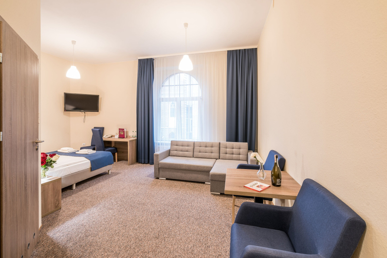 Others 5, Lothus Hotel, Środa Śląska