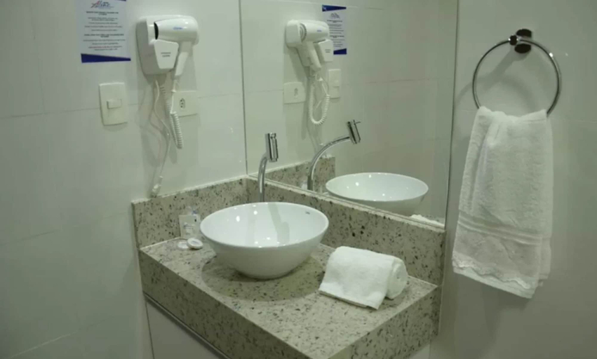 Bathroom 3, Bristol Aline, Delmiro Gouveia