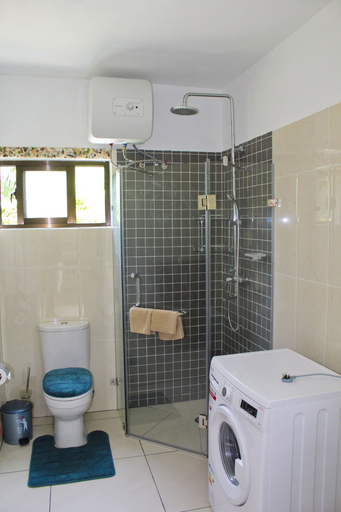 Bathroom 4, Stelia Seychelles