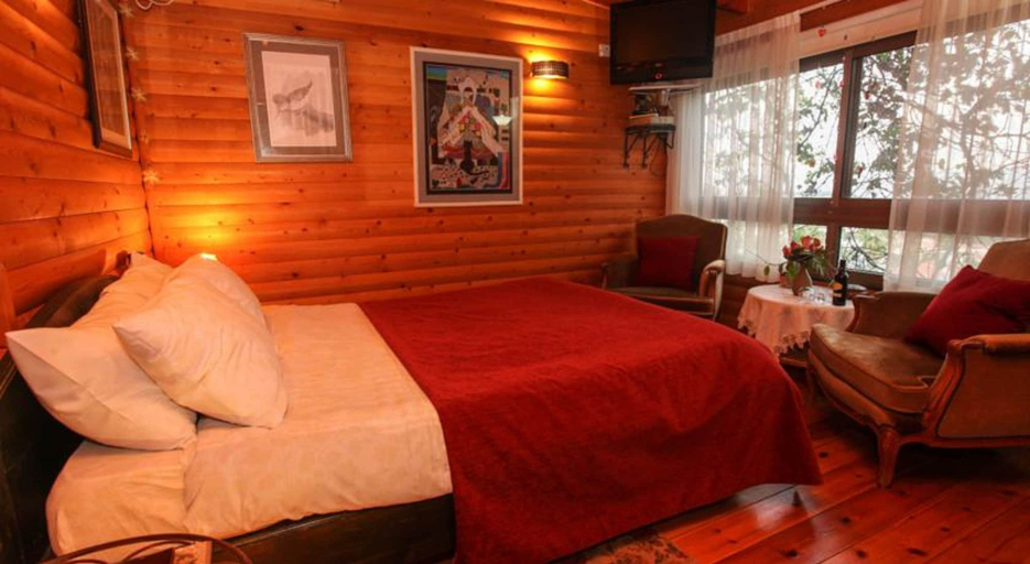 Bedroom 3, Havaya Ba Nof