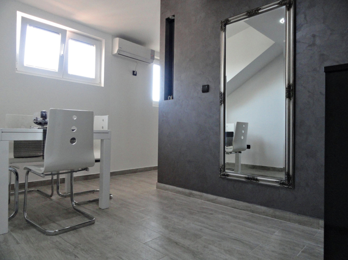 Bathroom 4, Apartments Holiday Budva