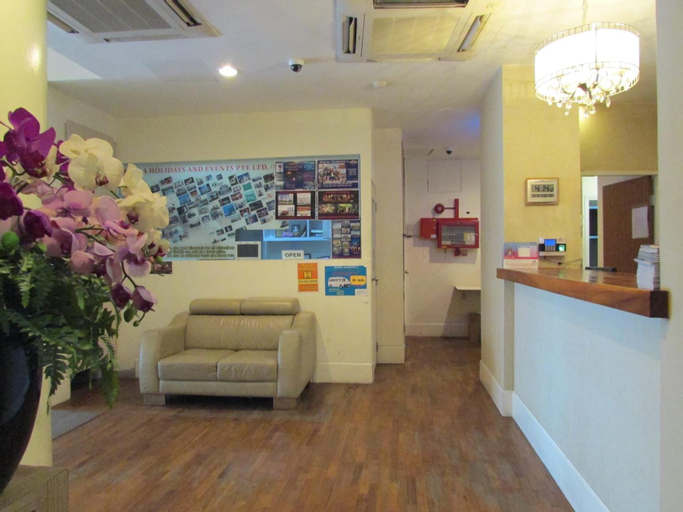Public Area 27