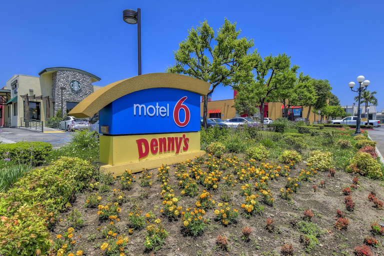 Exterior & Views 2, Motel 6 Claremont, CA, Los Angeles