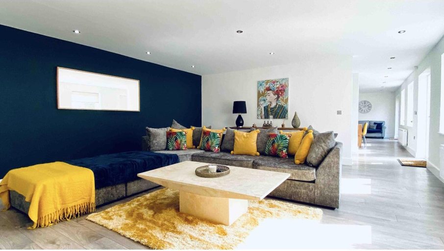 Others 4, Exclusive 4-bed House 10 Minutes From Newcastle, Gateshead