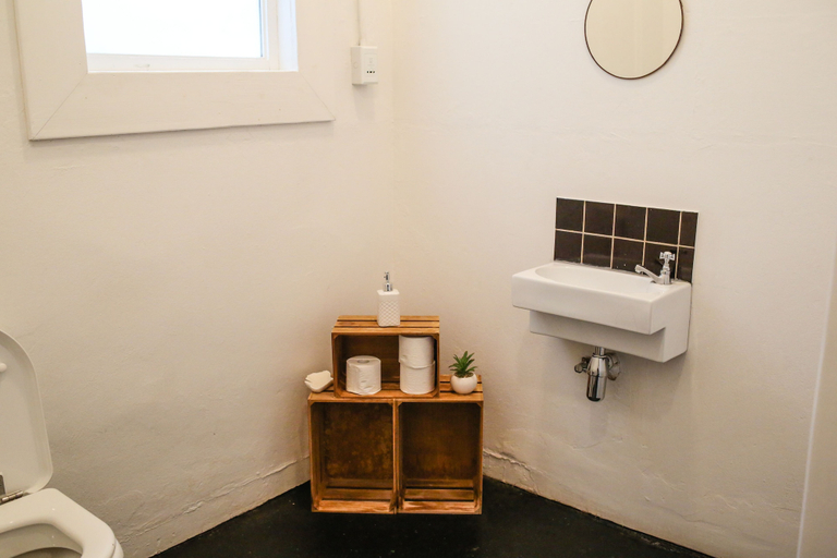Bathroom 4, Curiocity Durban - Hostel, eThekwini