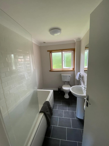 Bathroom, Keppoch Cottage, Perthshire and Kinross