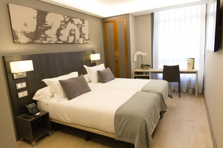 Bedroom 2, Hotel Cruz de la Victoria, Asturias
