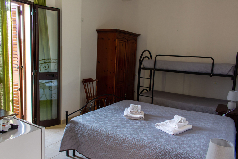 Bedroom 2, La Masseria, Lecce