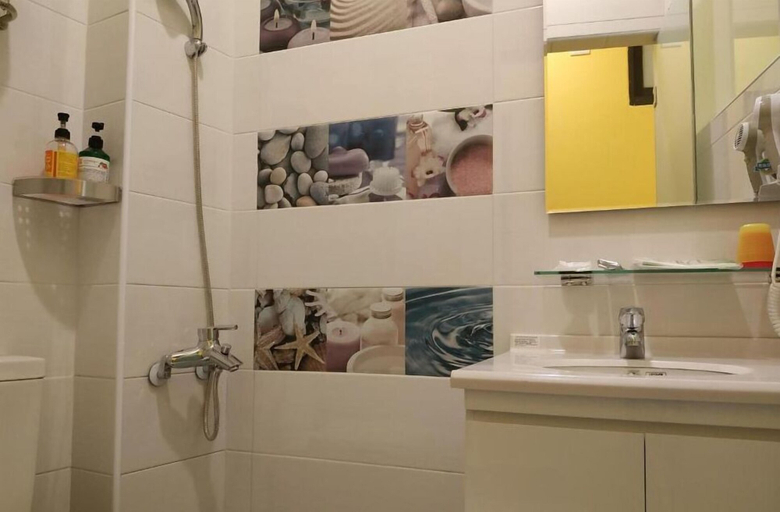 Bathroom 4, Sun Moon Lake Crown Yu Hotel, Nantou