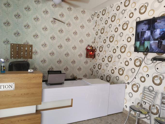 Others 5, Hotel NV Palace, Mathura