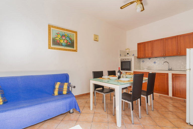 Dining 3, 2803 Soleado Apartments - Trilo Giusy by Barbarhouse, Lecce