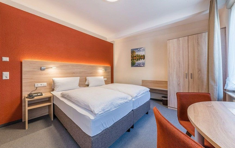 Bedroom 3, Hotel Goldener Sternen, Konstanz