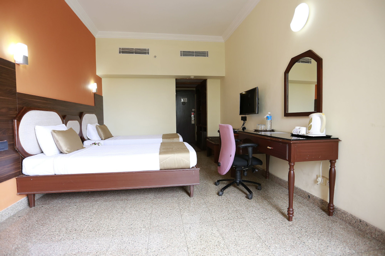 Bedroom 4, Hotel Presidency, Ernakulam