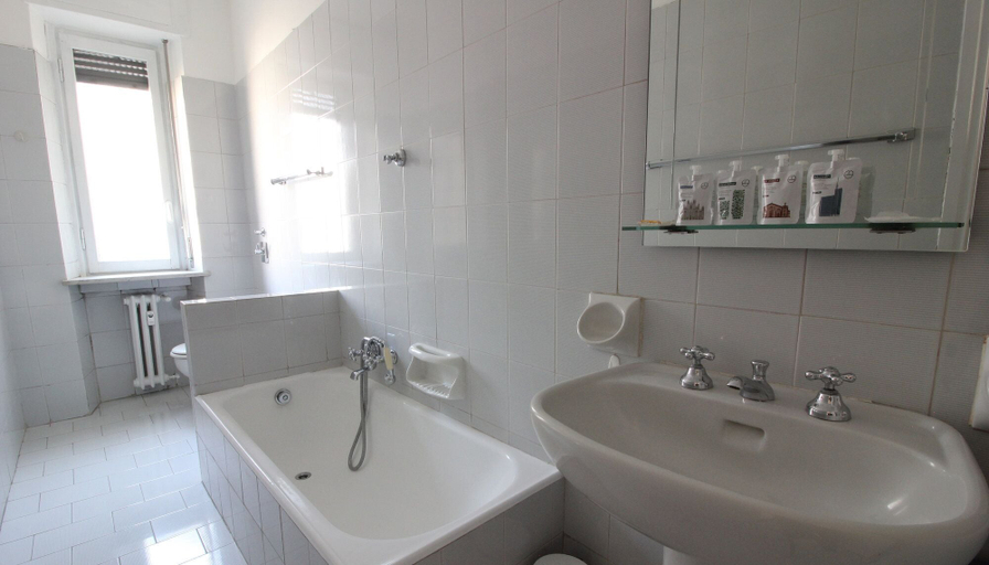 Bathroom 5, Italianway Easy - Piacenza 9, Milano
