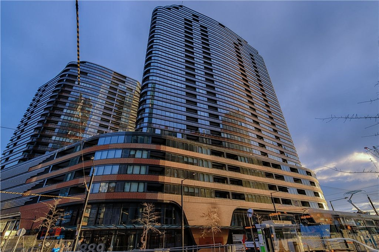 Exterior & Views, APC on Collins, Melbourne