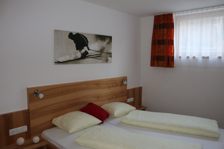 Bedroom 2, Apart Bellevue, Landeck