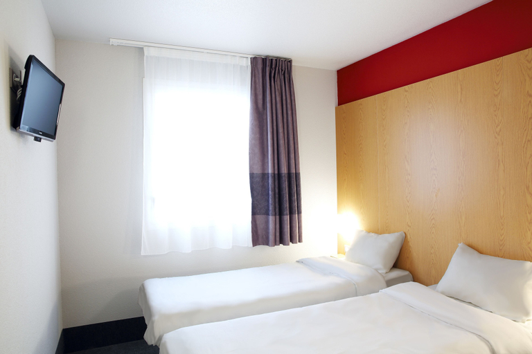 Bedroom 5, B&B HOTEL Perpignan Sud Marché International, Pyrénées-Orientales
