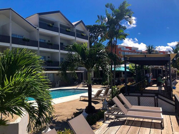 Exterior & Views, Tropical Sunset Beach Apartment Hotel