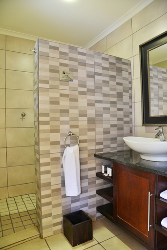 Bathroom 5, ANEW Resort White River Mbombela, Ehlanzeni