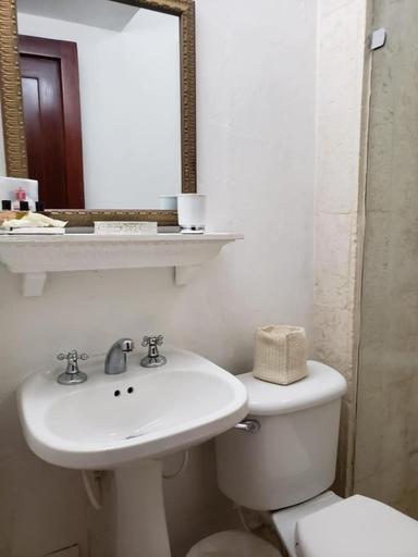 Bathroom 4, Casa Cordoba Roman, Cartagena de Indias
