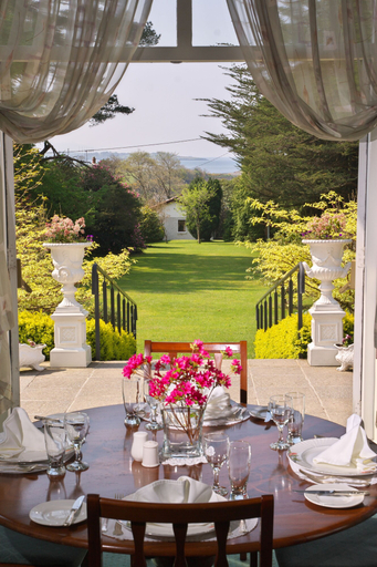 Food & Drinks 5, Seaview House Hotel