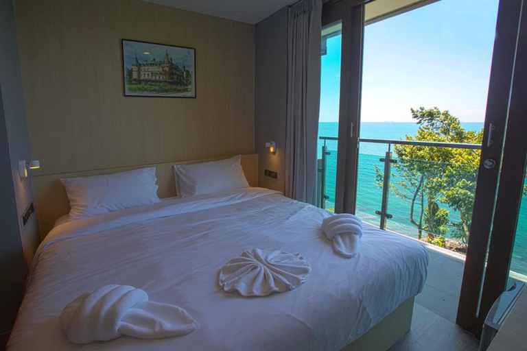 Bedroom 2, Cliff Lanta Suite, Ko Lanta