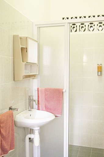 Bathroom 5, Sunset Valley, Langkawi