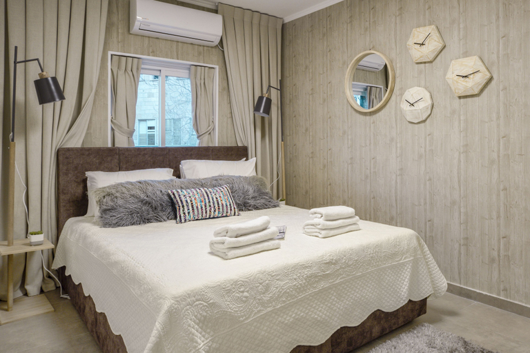 Bedroom 2, HaHavatselet Suite - Isrentals, Jerusalem