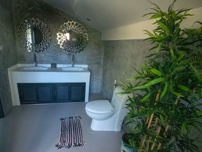 Bathroom 4, Sai Naam Lanta Residence, Ko Lanta