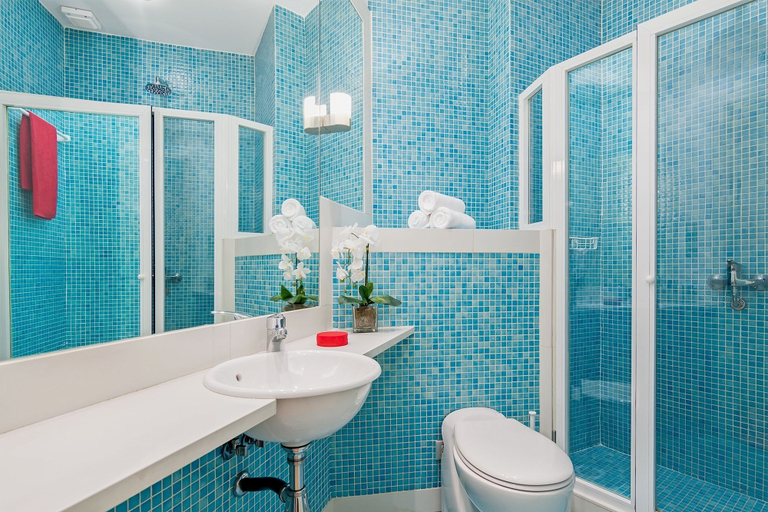 Bathroom 4, El Viso Smart, Madrid